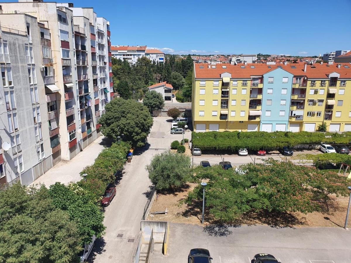 Apartment D Free Parking & Wifi, Walking Distance To Centrum Zára Kültér fotó