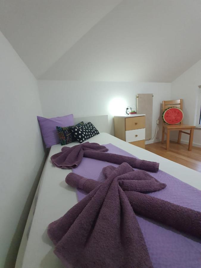 Apartment D Free Parking & Wifi, Walking Distance To Centrum Zára Kültér fotó